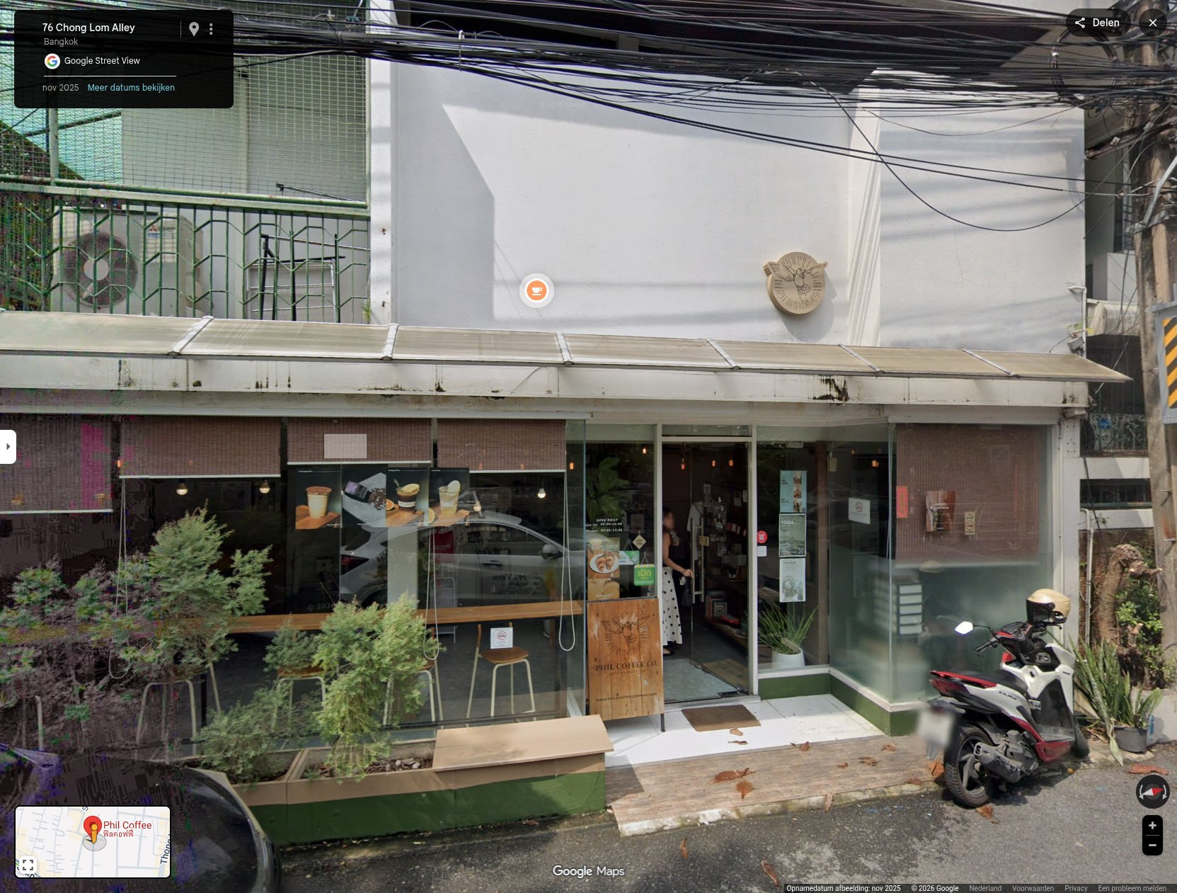 Street view of Phil Coffee Company on Sukhumvit 49, Bangkok